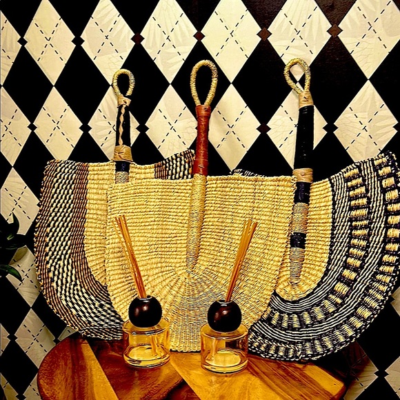 Set of 3 Handwoven African Bolga Fans – Natural Rattan Wall Art or Body Fans - Picture 3 of 15